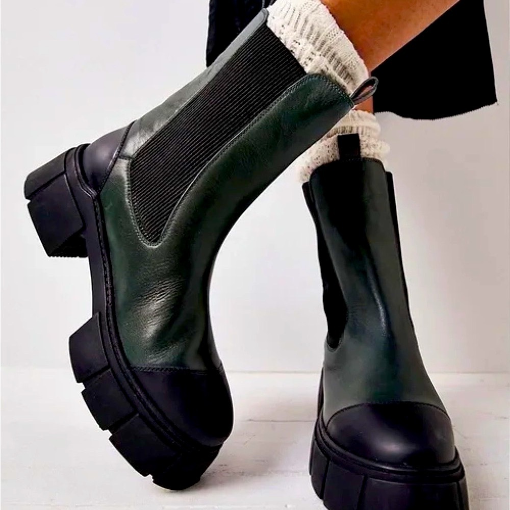 FREE PEOPLE Maren Mid Chelsea Boots Women’s Sz 39 Moto Military Combat Boot NWOT